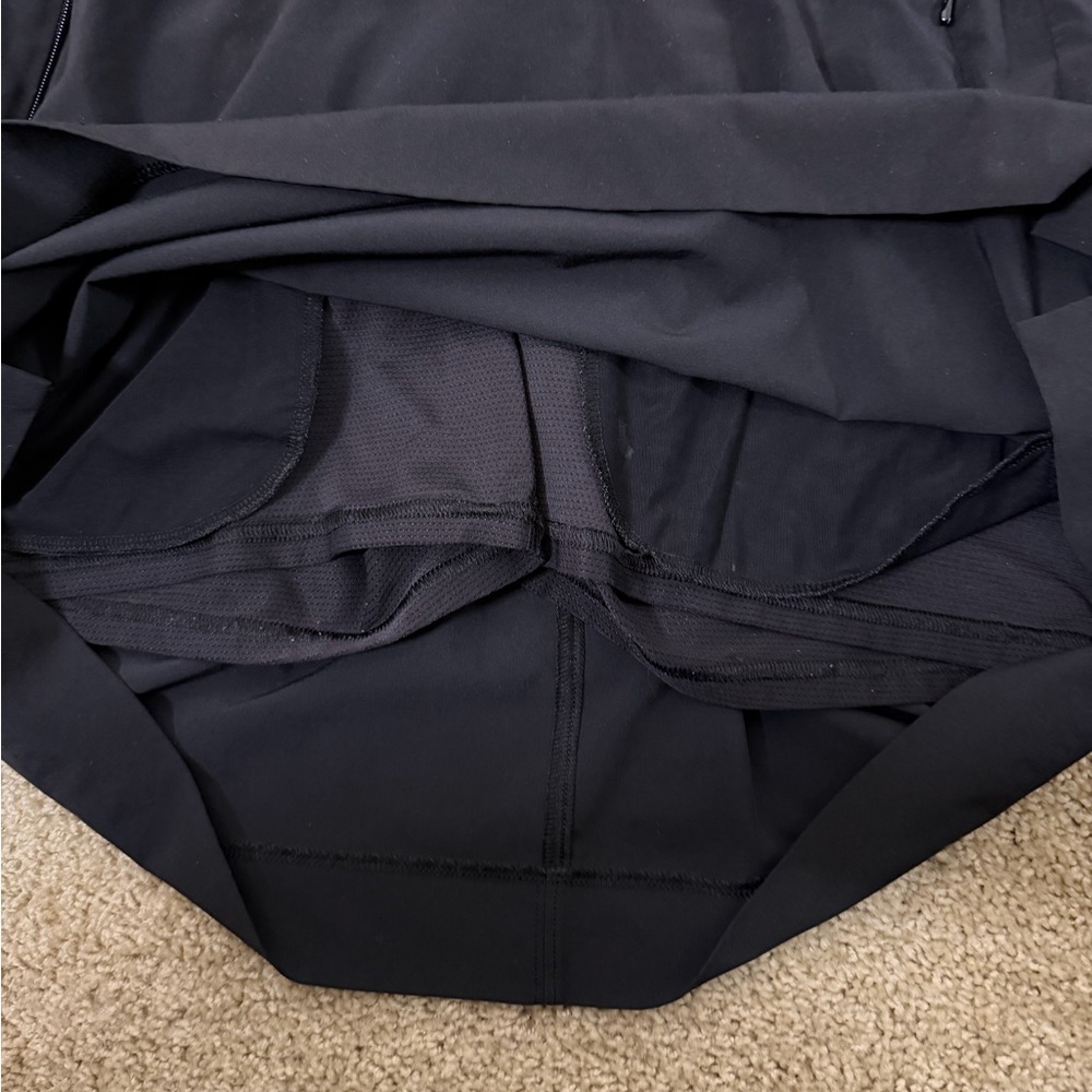 Athleta‎ Black Athletic Skort Size 10 Built In Shorts Pockets - Picture 2 of 3